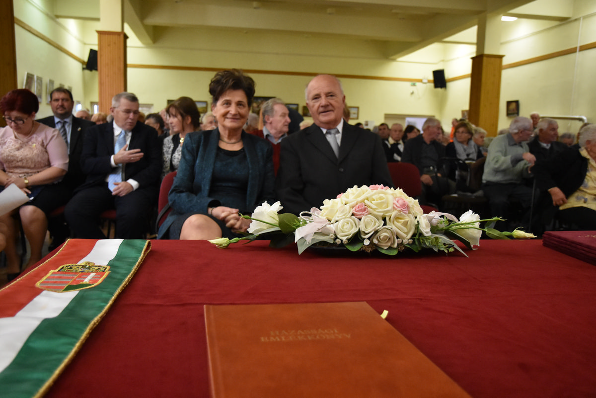 idosek-napja-nagyrede-00