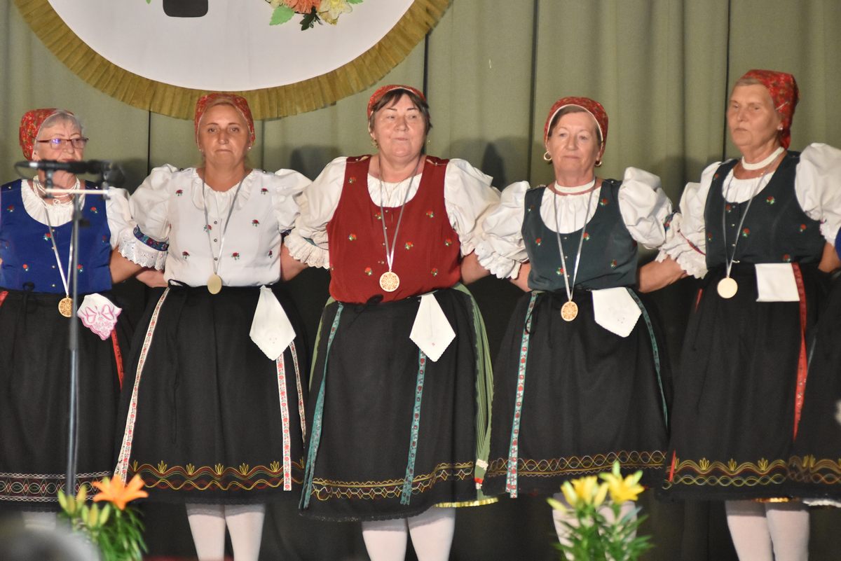 asszonykorus-40-sp-013