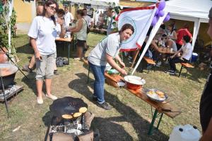 zz-delelott-fevonulas-007