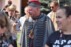 zz-delelott-fevonulas-064