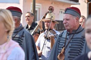 zz-delelott-fevonulas-065