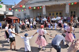 zz-delelott-fevonulas-081