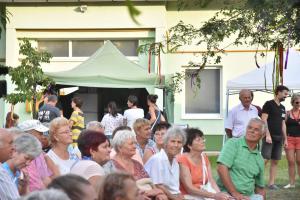 zzz-delutan-este-100