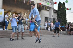 zzz-delutan-este-123