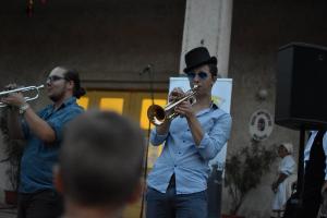 zzz-delutan-este-133